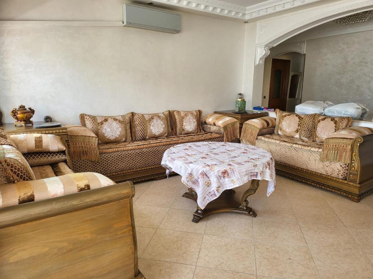 Vaste Appartement Au Centre De Tetouan Exterior photo