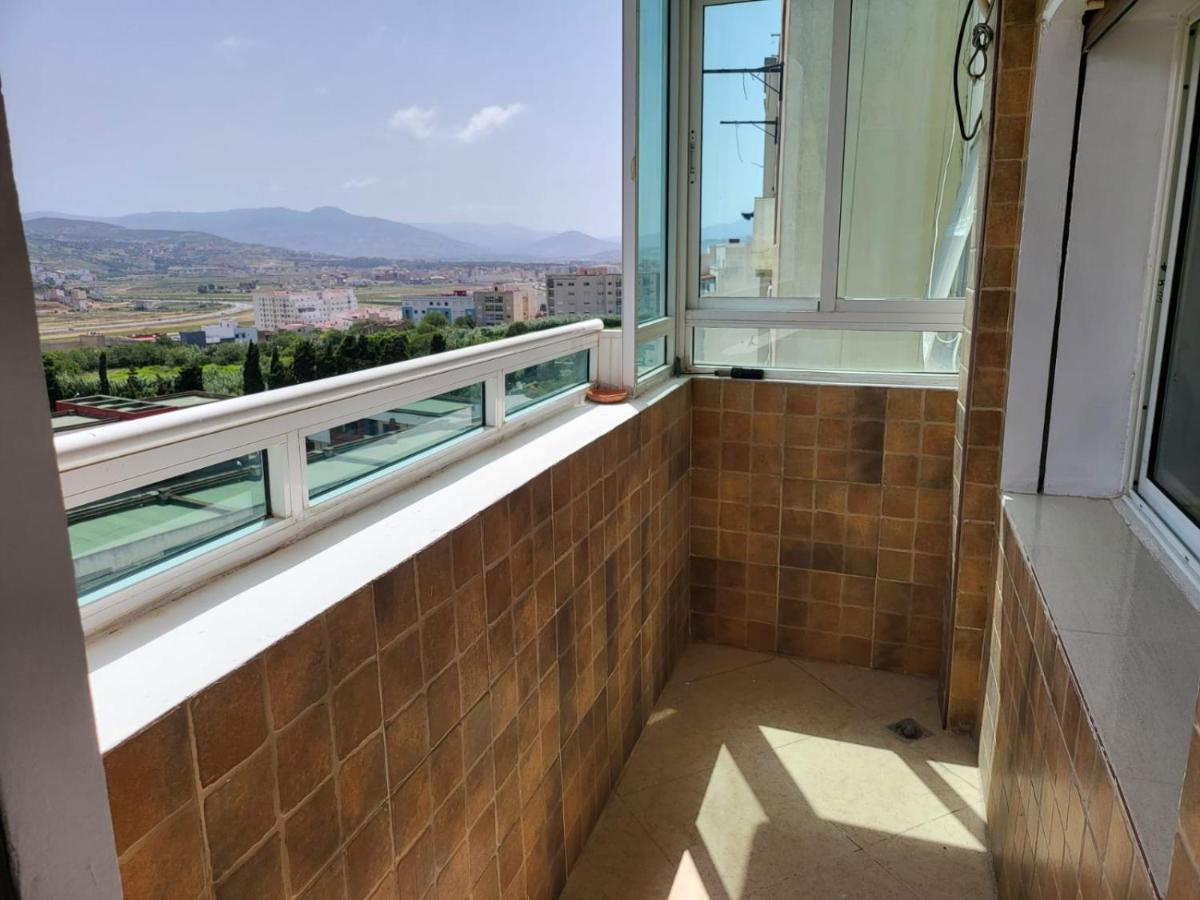 Vaste Appartement Au Centre De Tetouan Exterior photo