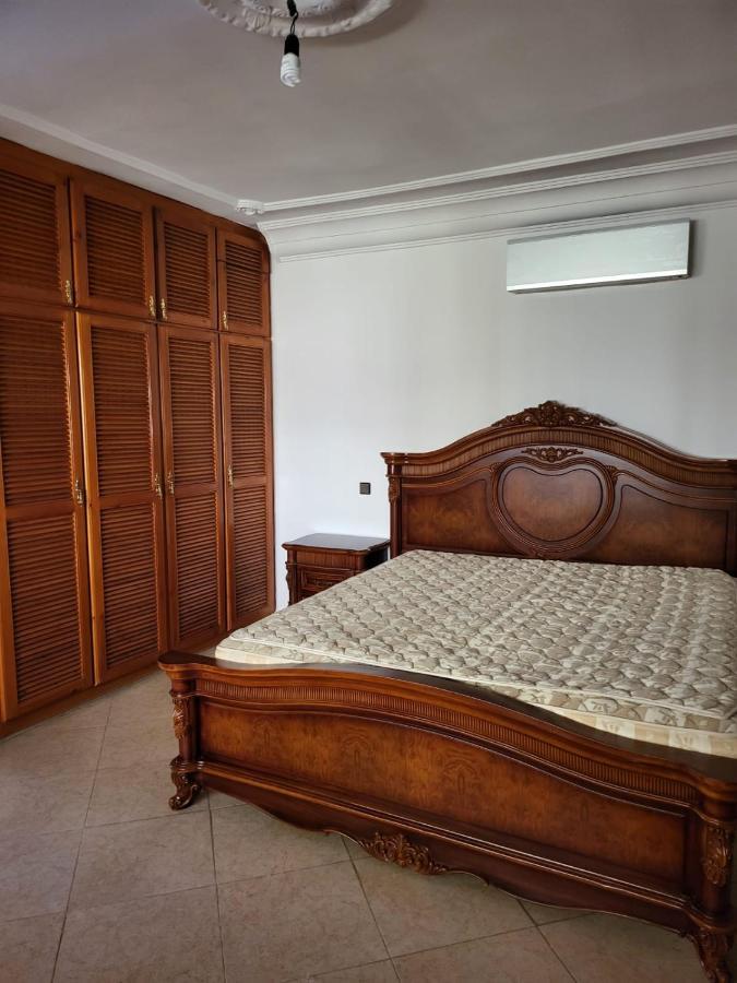 Vaste Appartement Au Centre De Tetouan Exterior photo